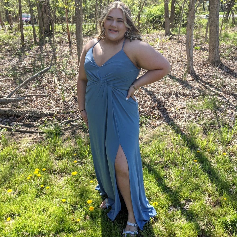 Worn once David's Bridal bridesmaid dress